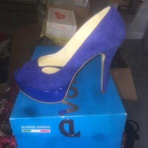 Blue Heels Made In Italy